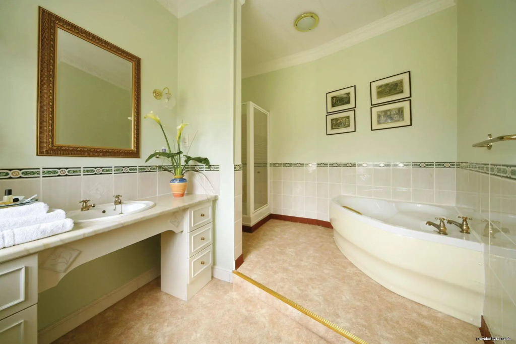 Leigh Park Country House Hotel & Vineyard, BW Signature Collection