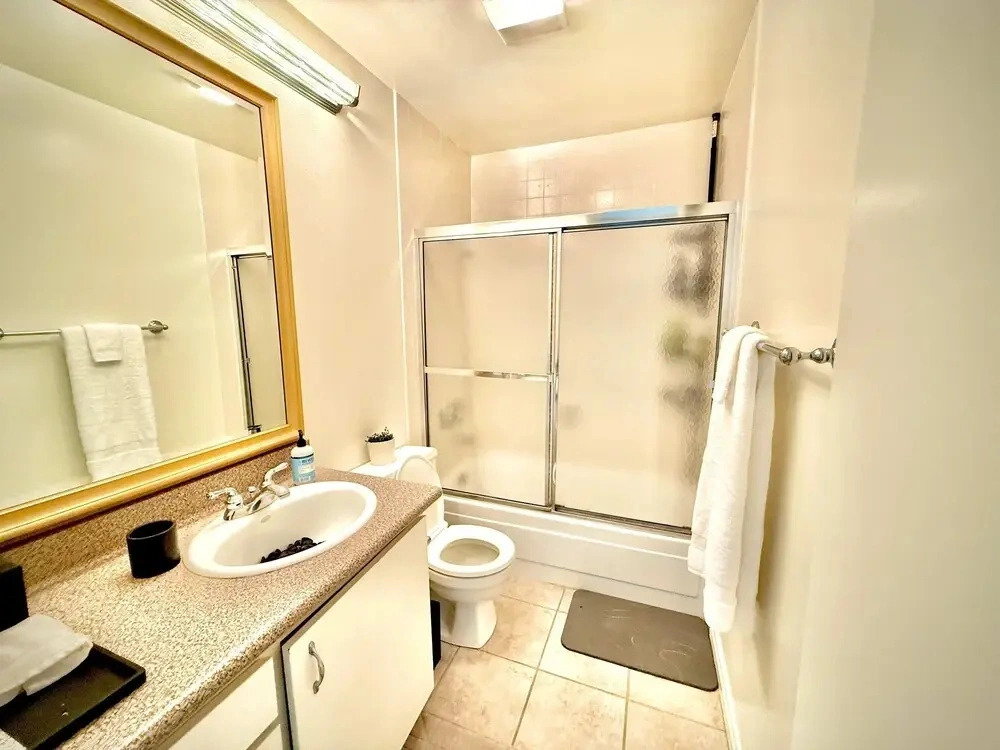 Mission Beach Bayfront Two-story bay View Condo