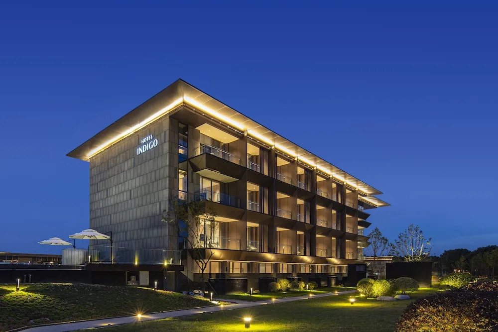 Hotel Indigo Suzhou Yangcheng Lake by IHG