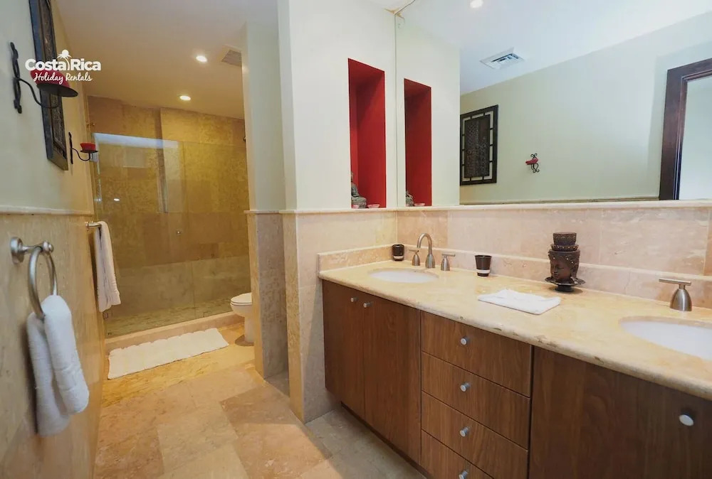 Acqua Residences 503