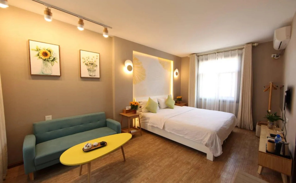 Dali Four Seasons Hostel