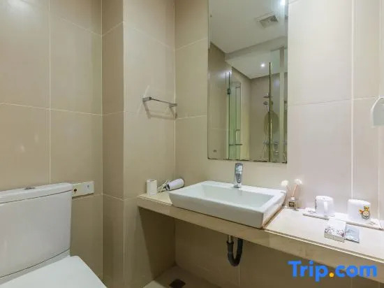 Sanya Forest Coast Pool Resort