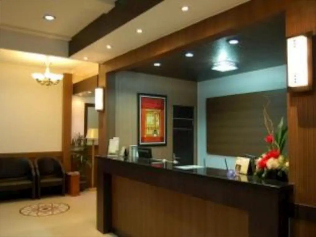 Grand Sari Hotel