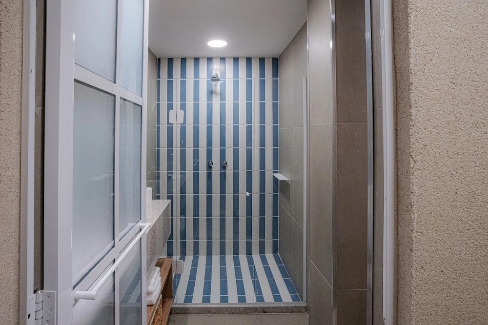 Sea View and Balcony With Bathtub PI Standard