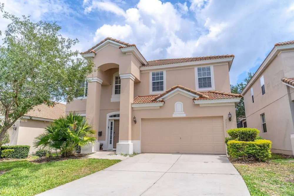 7755 Windsor Hills