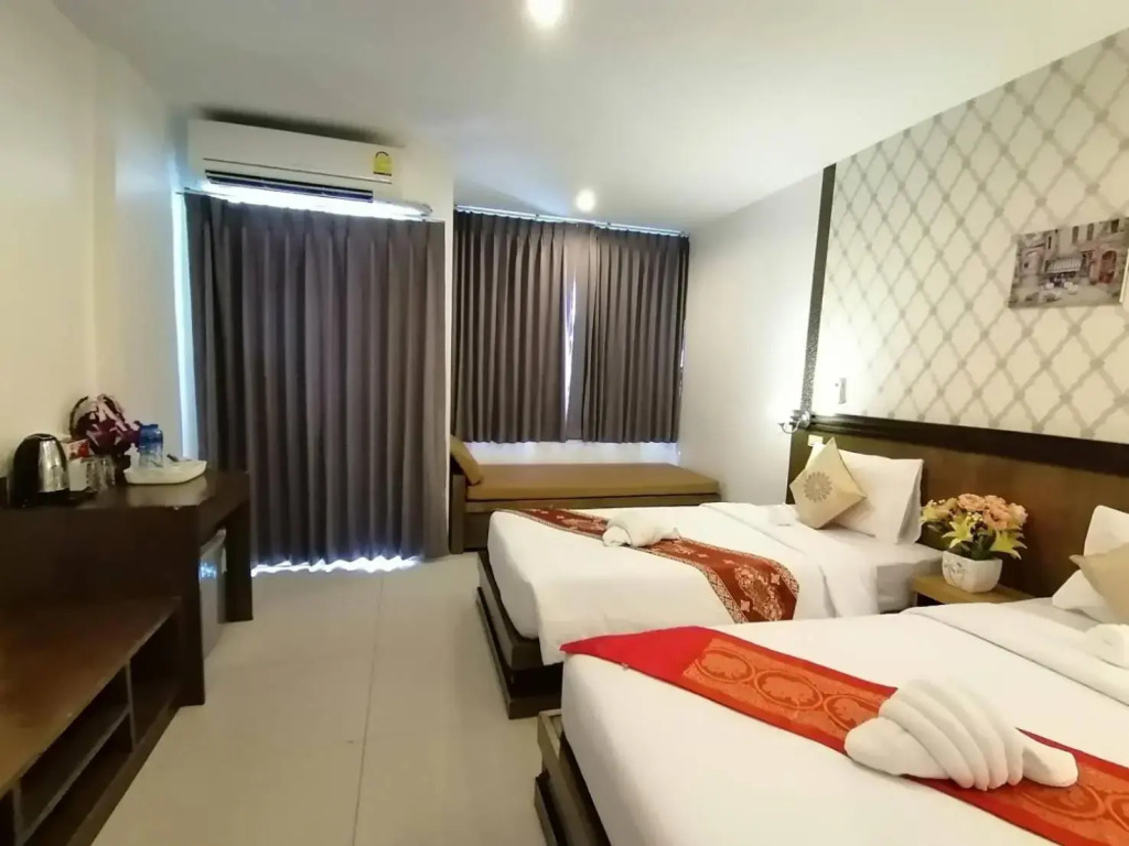 NJ PATONG HOTEL