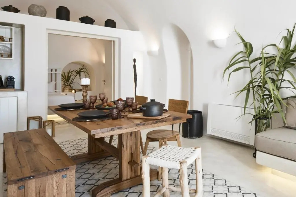 White & Co. La Torre Suites