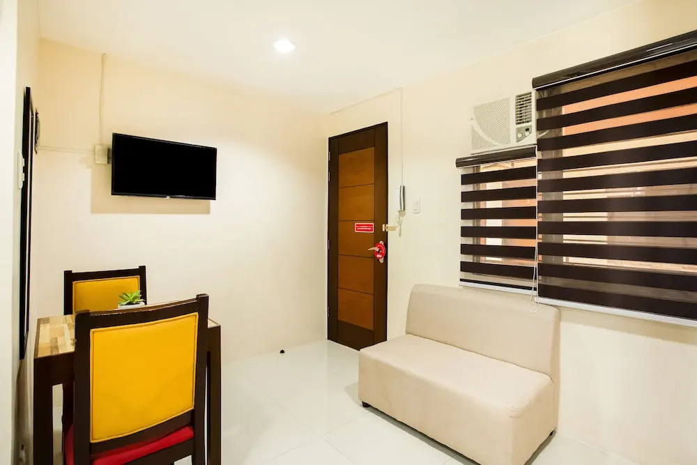 OYO 199 Solange Apartelle