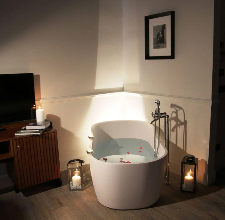 Gens Luxury Suites