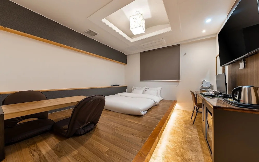 Yeoju Hotel Maru
