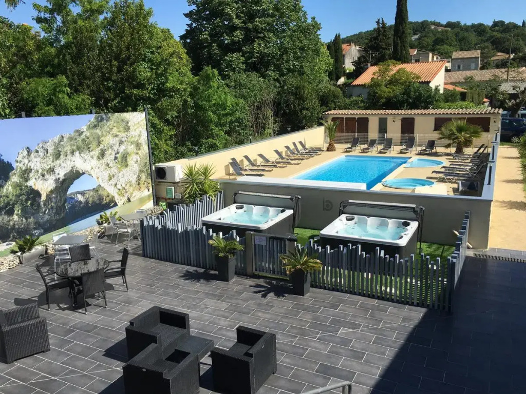 Logis Hôtel Restaurant Bellevue