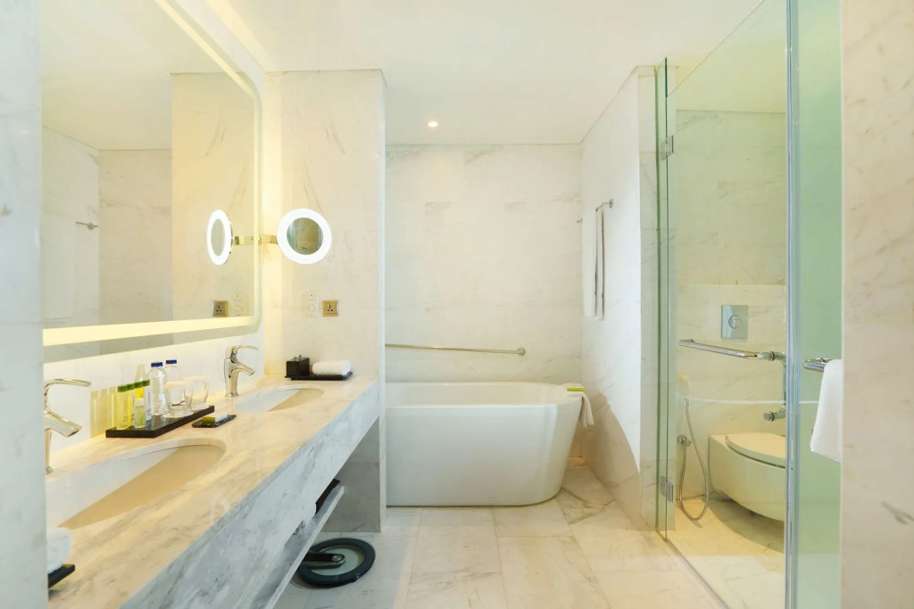 DoubleTree by Hilton Jakarta - Diponegoro