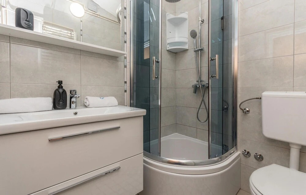 Beautiful Home in Biograd With Wifi and 3 Bedrooms