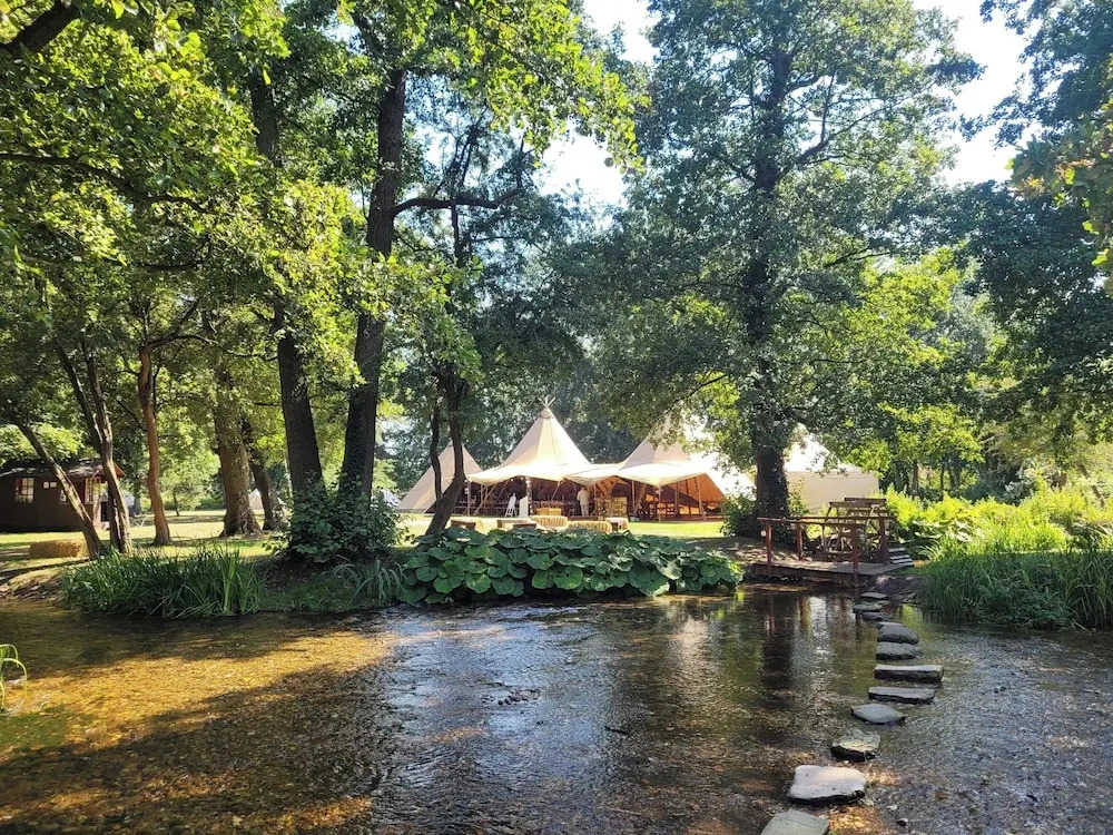 2-person Bell Tent Stay at Old Vicarage Campsite