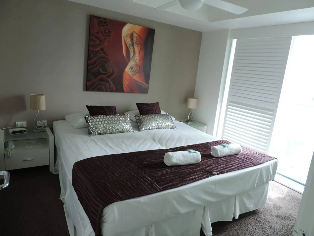 Emerald Sands Holiday Apartments