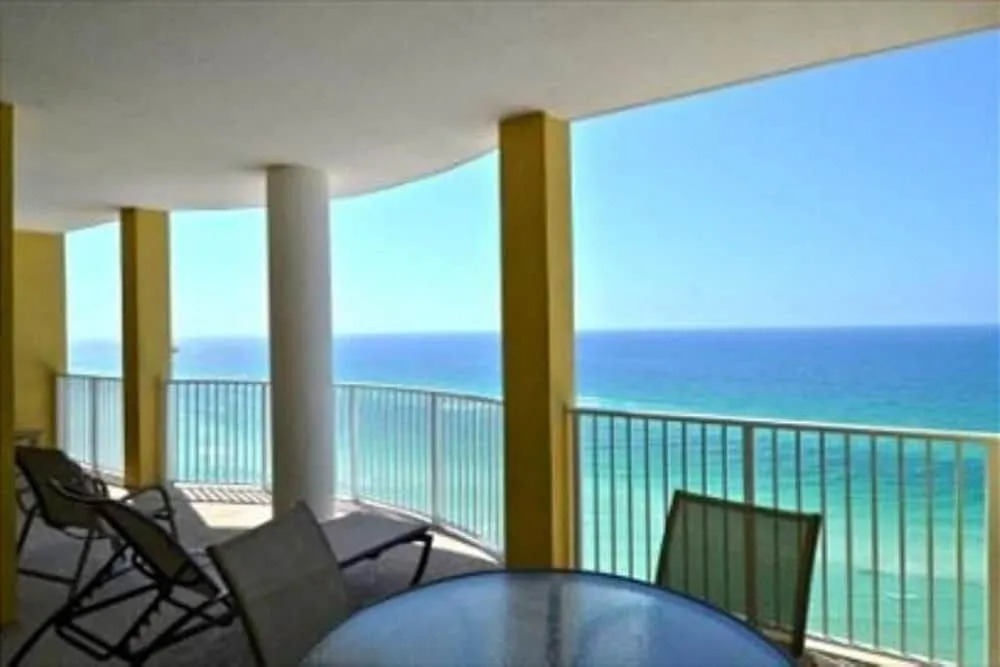 Ocean Ritz 1602 629332 by RedAwning