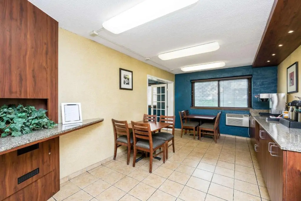 Motel 6-Cedar Rapids, IA - Airport
