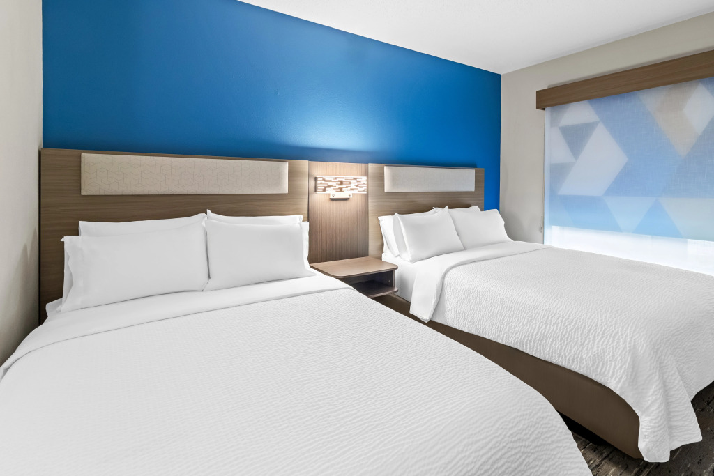 Holiday Inn Express & Suites Hebron - Cincinnati Airport by IHG