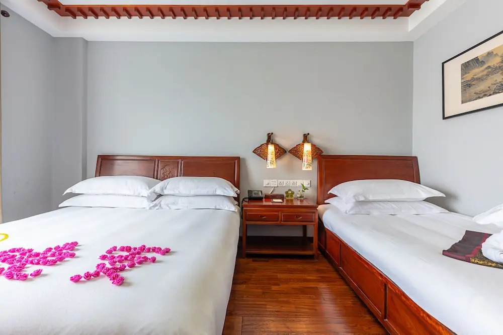 Hejing Zemeixuan Boutique Hotel