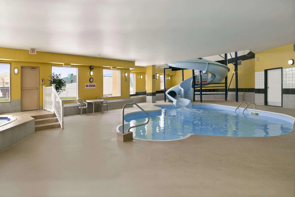 Days Inn by Wyndham Prince Albert