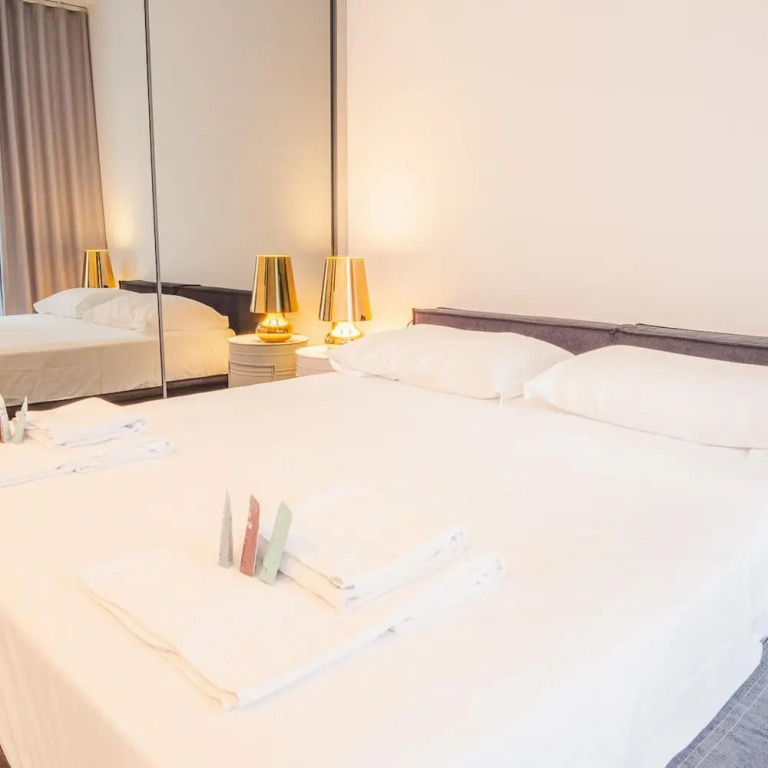 Garda Luxury Suite - Italian Homing