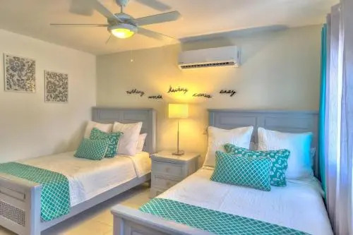 Beautiful Beachfront 2-Bdr Apt D301