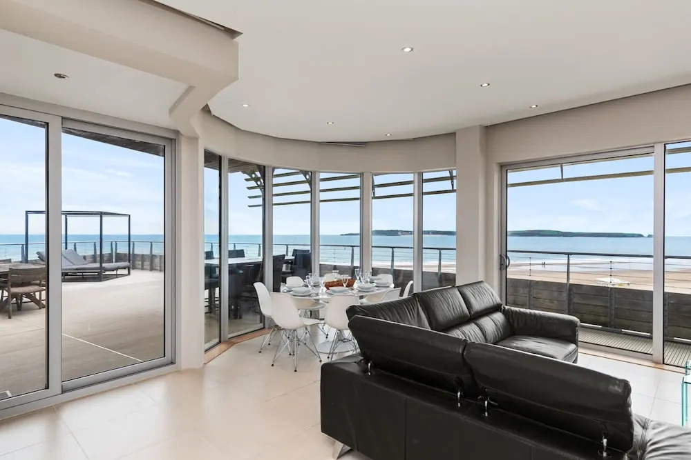 Sea Breeze - Spectacular Sea Views