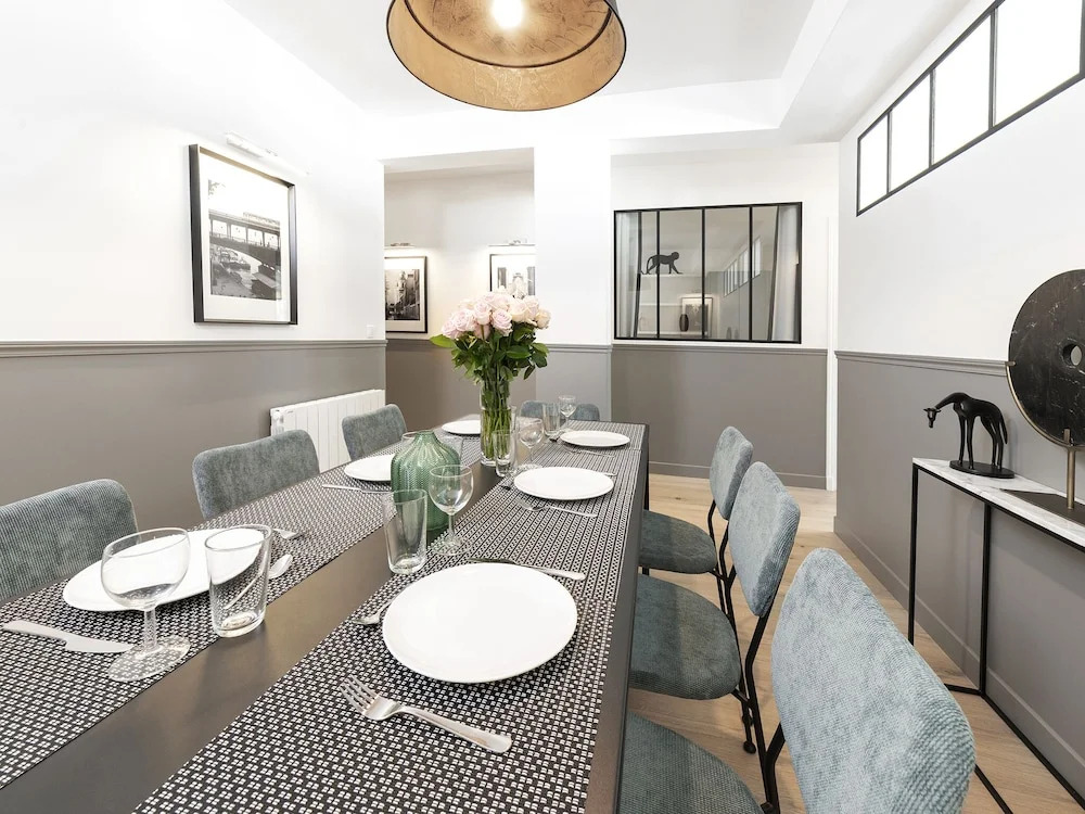 Luxury 3BDR Le Marais III by Livinparis