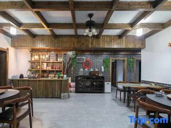 Shanshuiju B&B (Zhangjiajie National Forest Park)