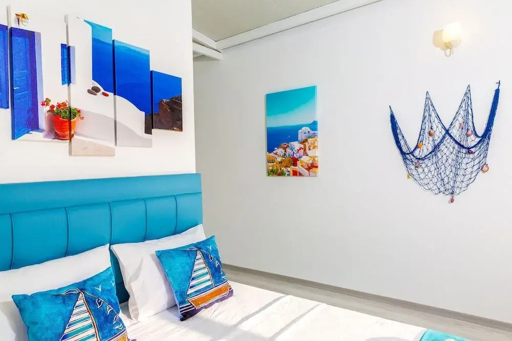 Derin Mavi Suit Butik Otel