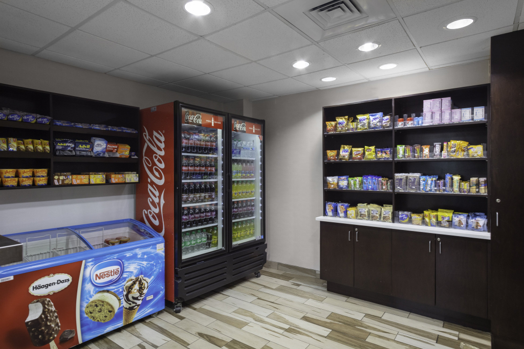 Holiday Inn Express & Suites Roanoke Rapids by IHG