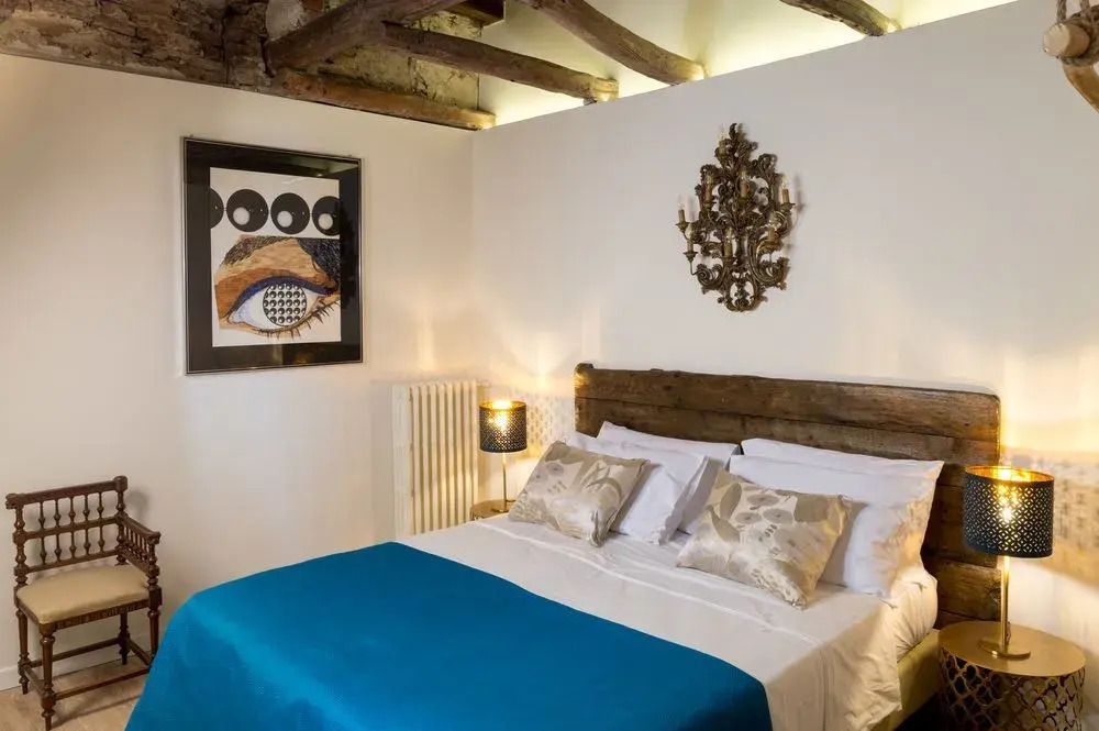 L8 Boutique Design Apartments