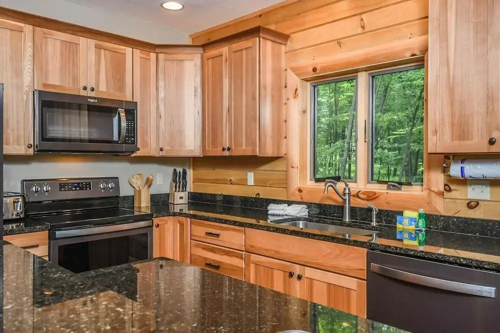 Maple Manor by Taylor Made Deep Creek
