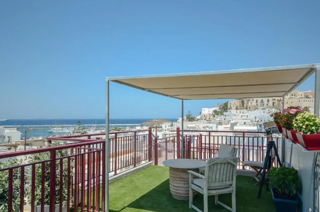 Naxos Center Houses