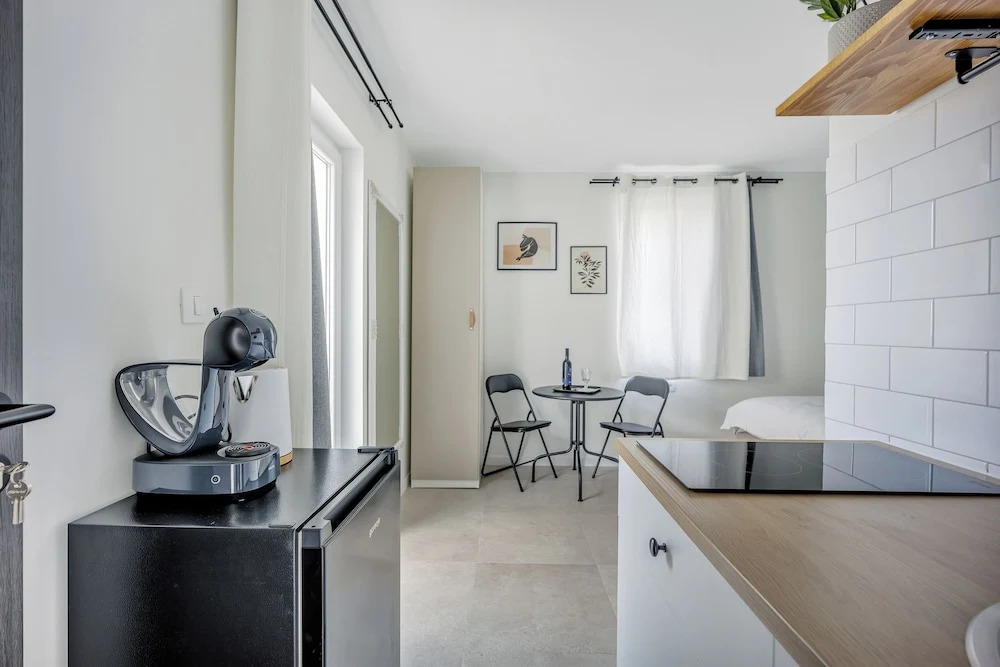 Studio apartments Yucca 2min to the sea