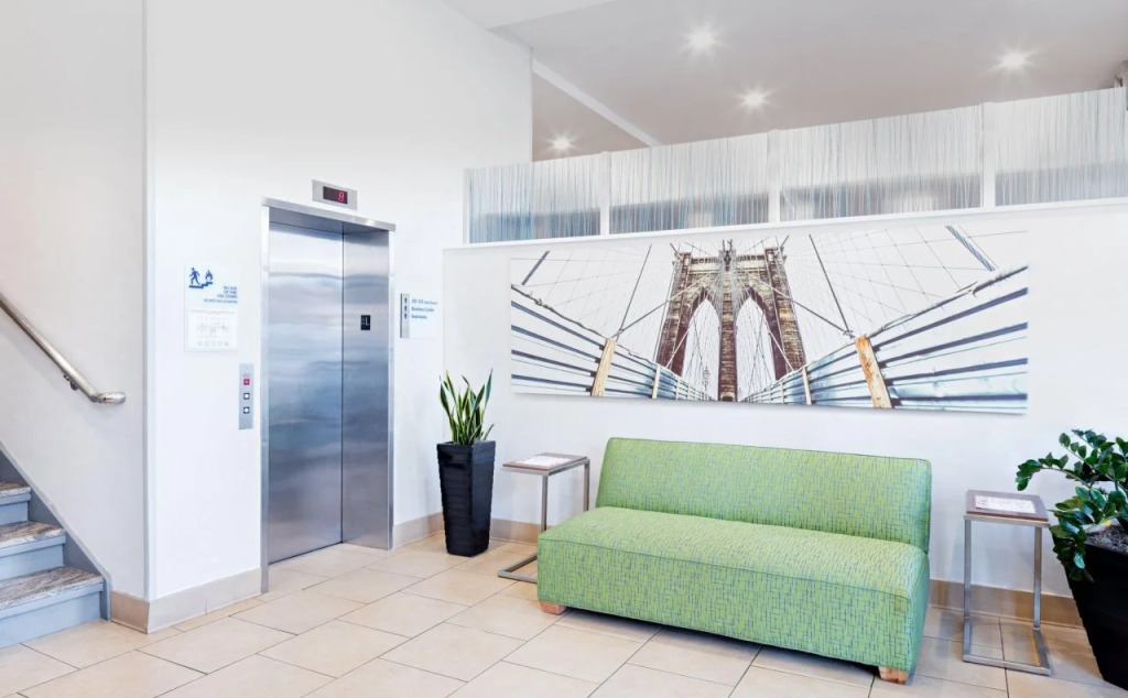 Holiday Inn Express Brooklyn