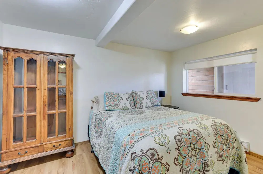 Mckinleyville Getaway w/ Hot Tub & Ocean Views!