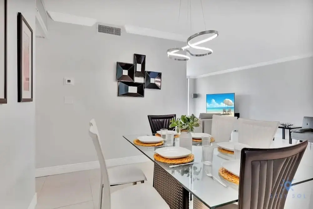 Beautiful Apartment With Pool and gym
