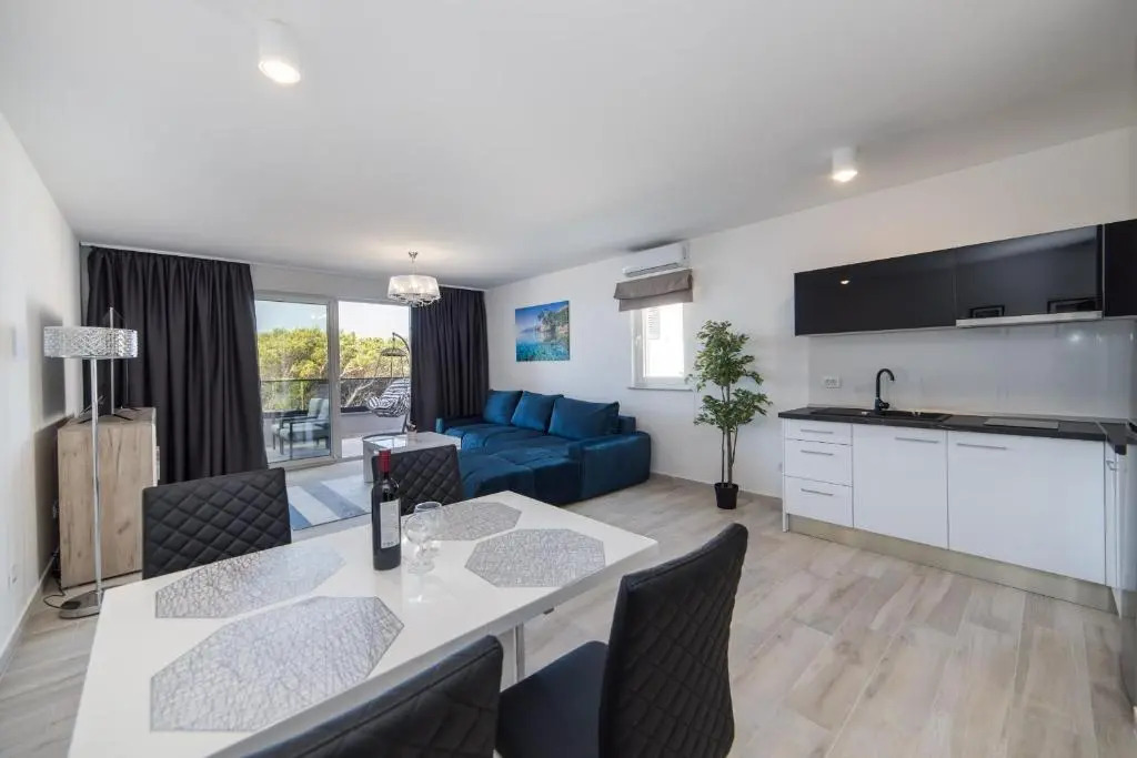 Apartments Blanka House
