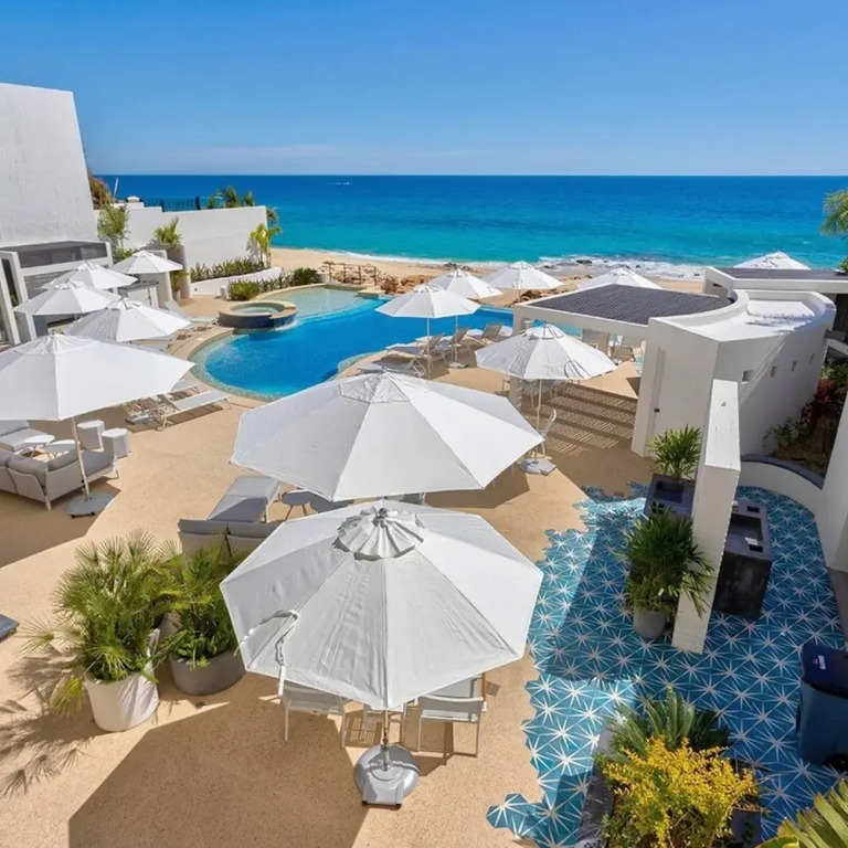 Oceanfront 3bd Penthouse Residence
