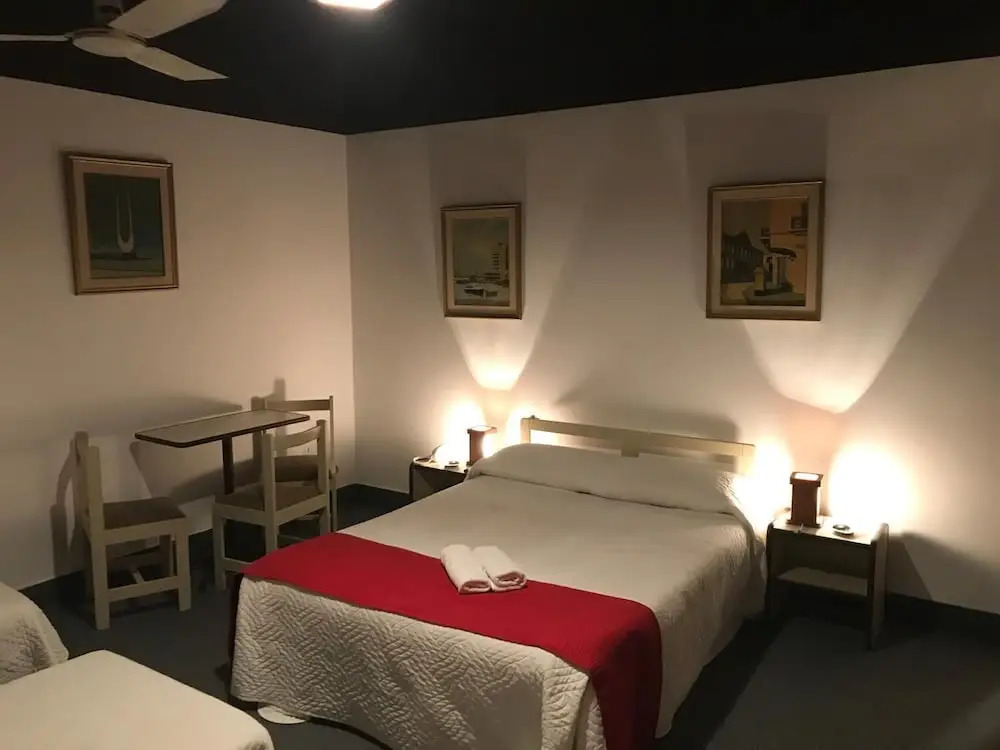 Hotel Antares