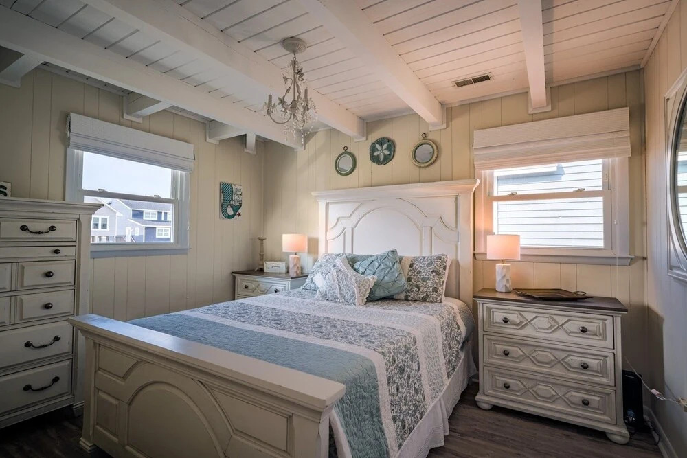 Palmetto Paradise 3 Bedroom Home by RedAwning