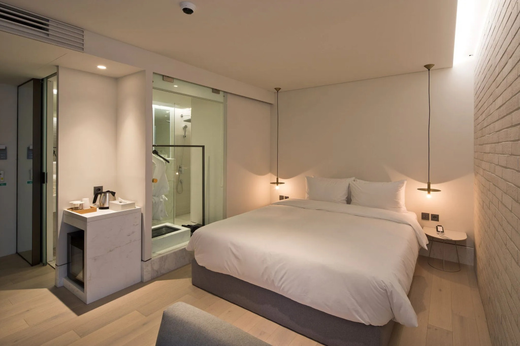 Cont Hotel