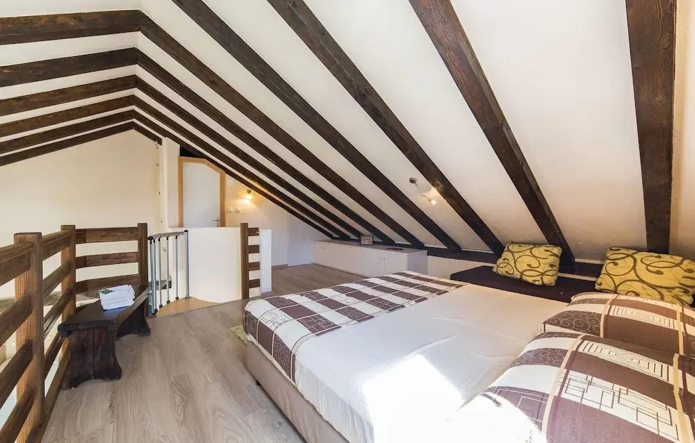 Awesome Home in Drvenik Veliki With Wifi and 1 Bedrooms