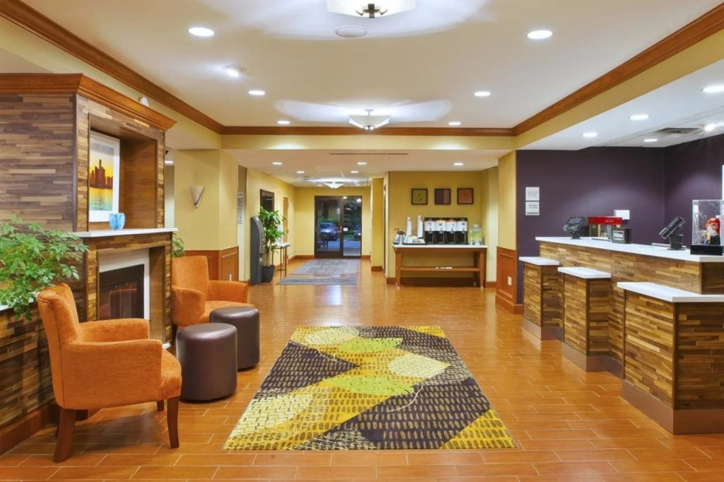 Hampton Inn Commerce/Novi