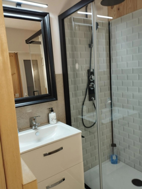 CHAMBRES DHÔTES CHEZ CATHERINE A REUS chambre de Paris