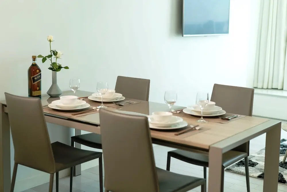 Leman Luxury Suites