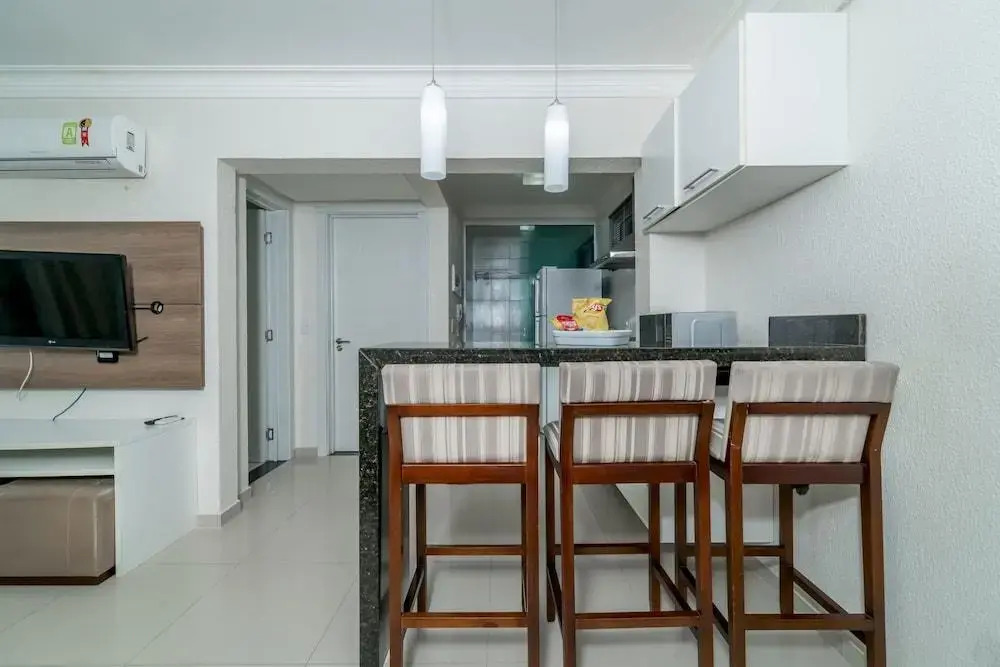 809 - Aluguel 1 quarto com churrasqueira