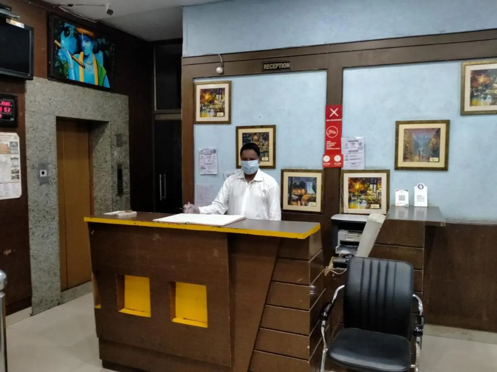 OYO 10755 Hotel Anand Palace