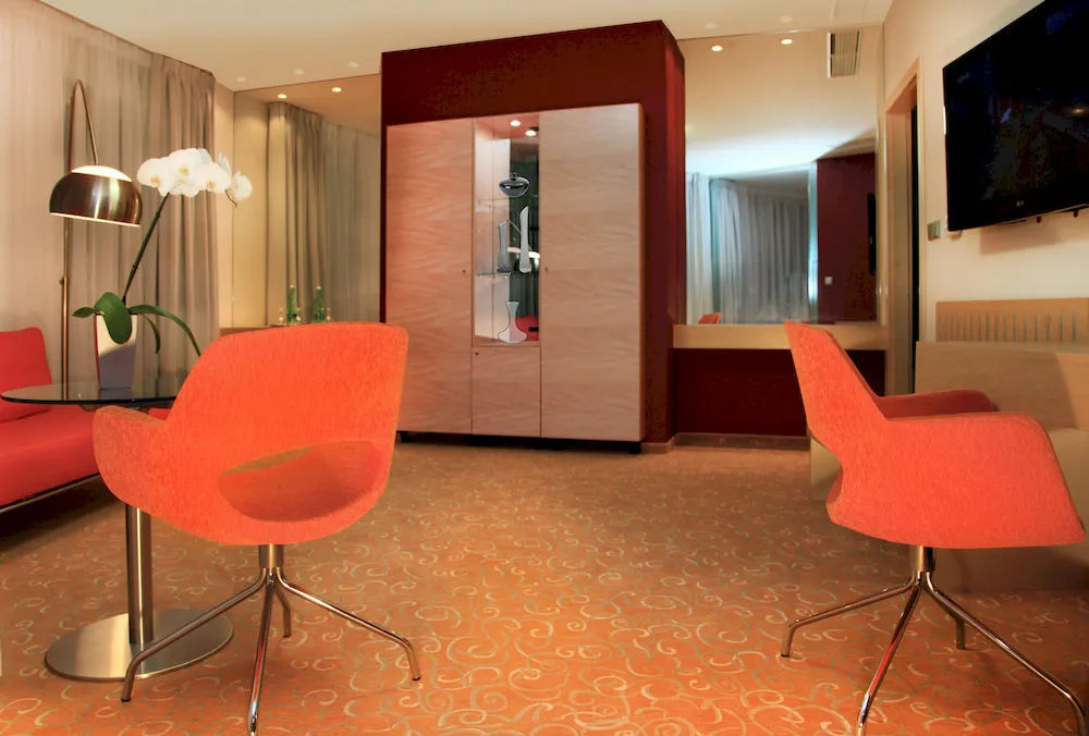 OREA Hotel Atrium